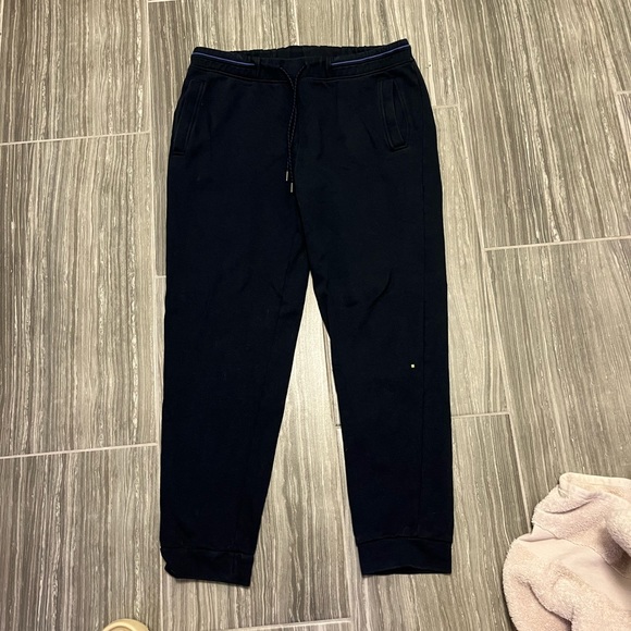 Hugo boss tracksuit. Navy blue - Picture 3 of 4